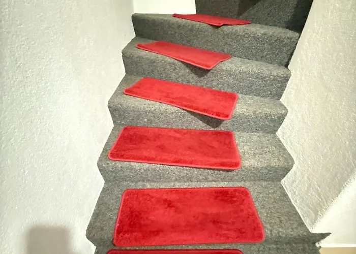 Private In The Villa, Near Station Casa de hóspedes