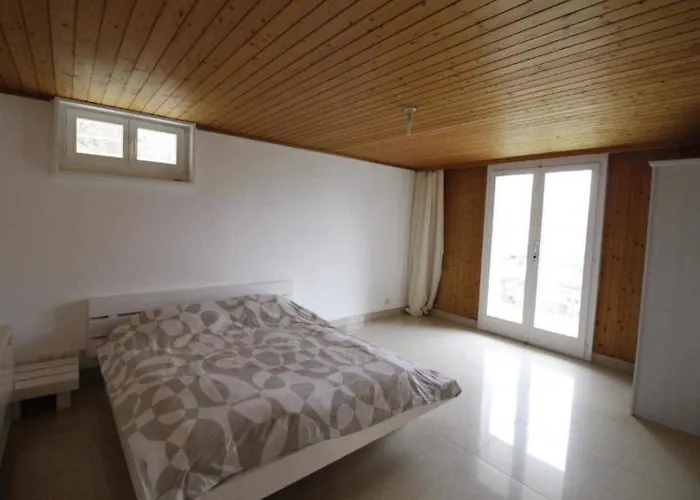 Casa de hóspedes Private In The Villa, Near Station Bolligen